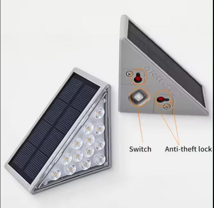أضواء السلالم بالطاقة الشمسية المقاومة للماء والحرارة عدد 4 مصابيح