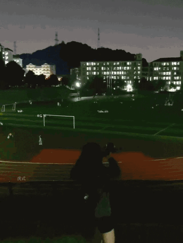 مصباح يدوي عالي السطوع مقاوم للماء - Makfool